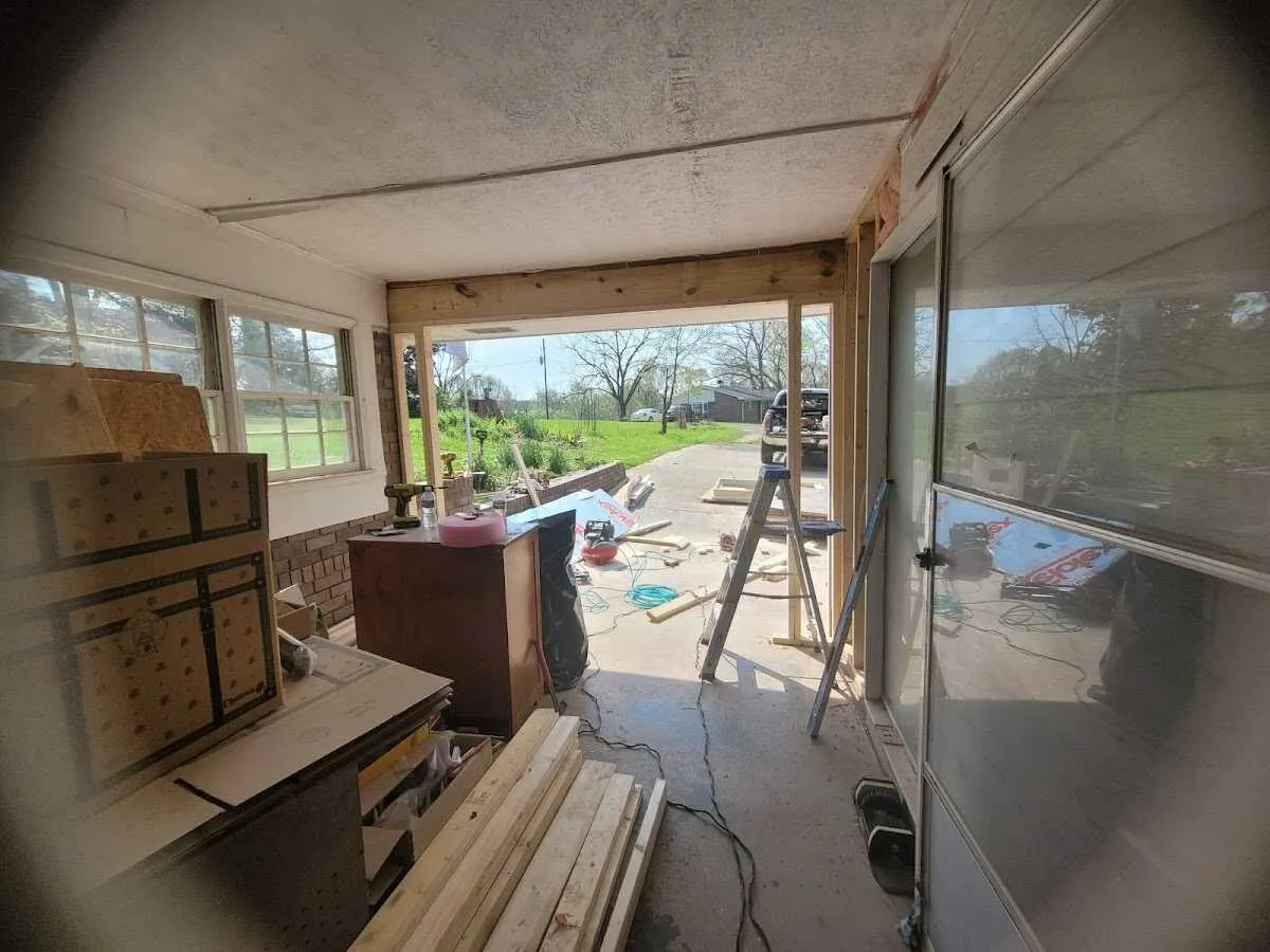 Air movers and dehumidifier for Water Mitigation Services in Long Beach